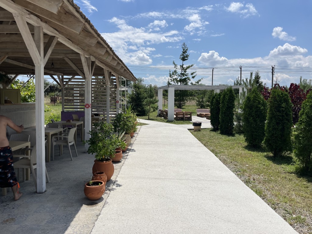 Большой бассейн River Park
