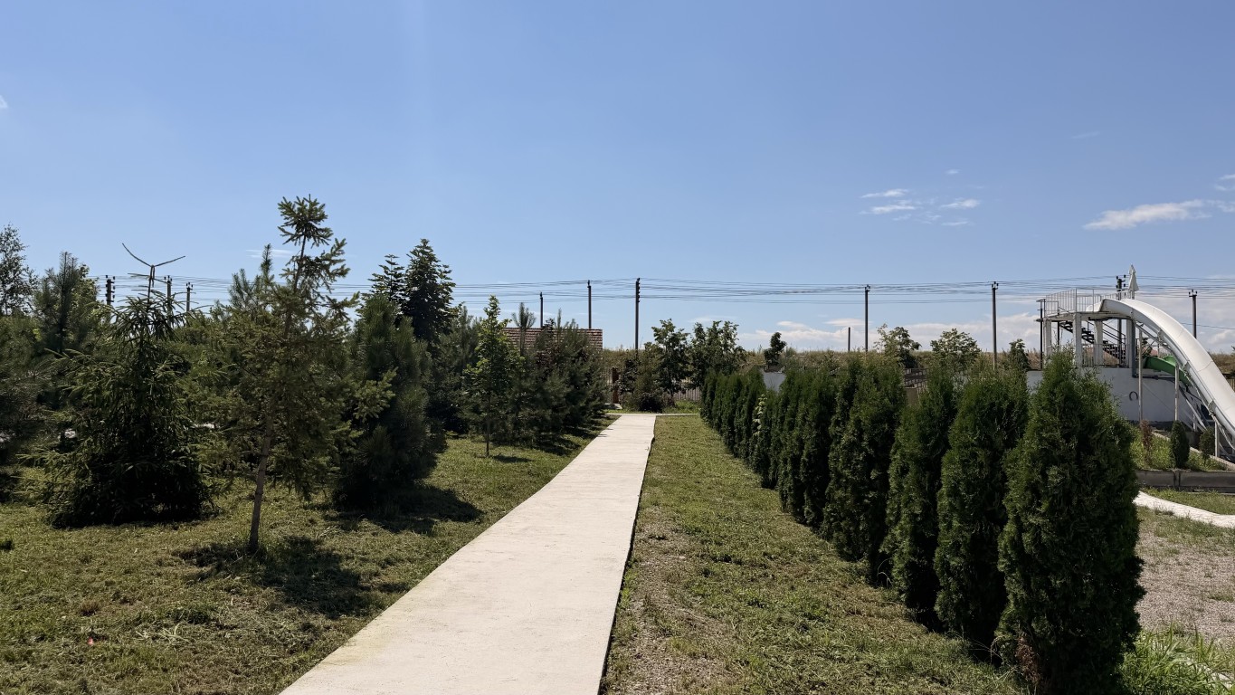 Большой бассейн River Park
