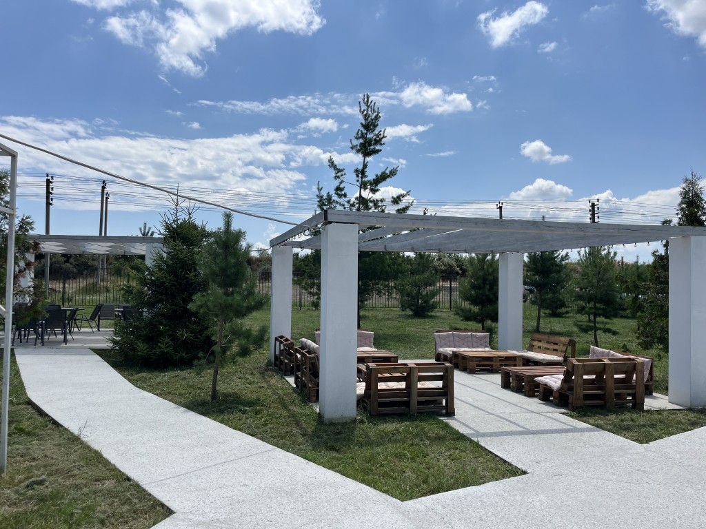 Большой бассейн River Park