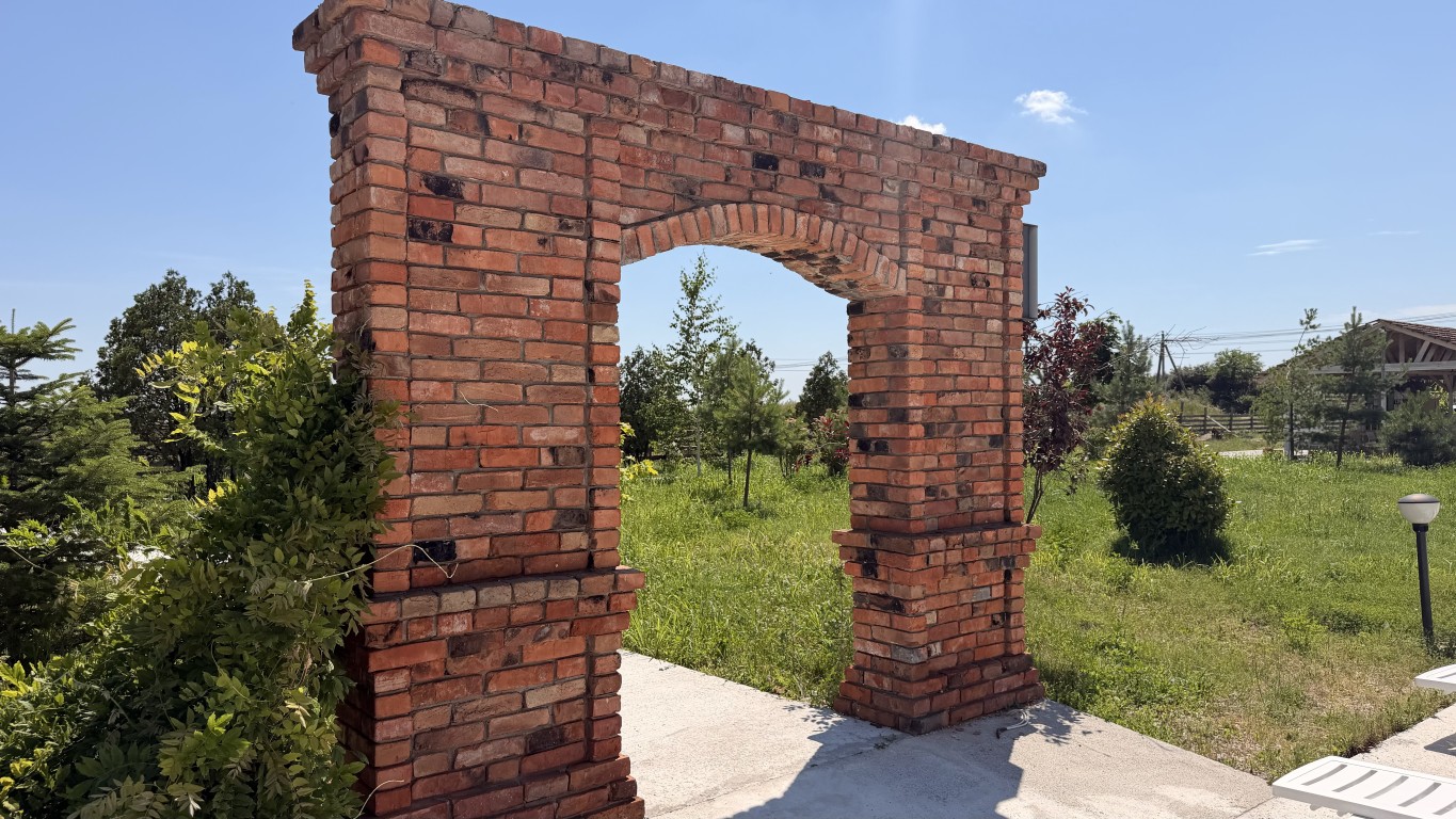 Большой бассейн River Park